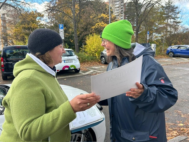 ca7991f0-a42c-4e30-be60-a5b5075e9dc7