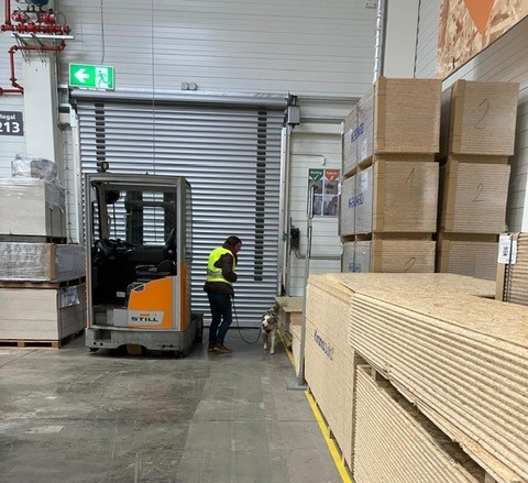 ae07f711-84fb-4e18-9ac1-b063458a3606